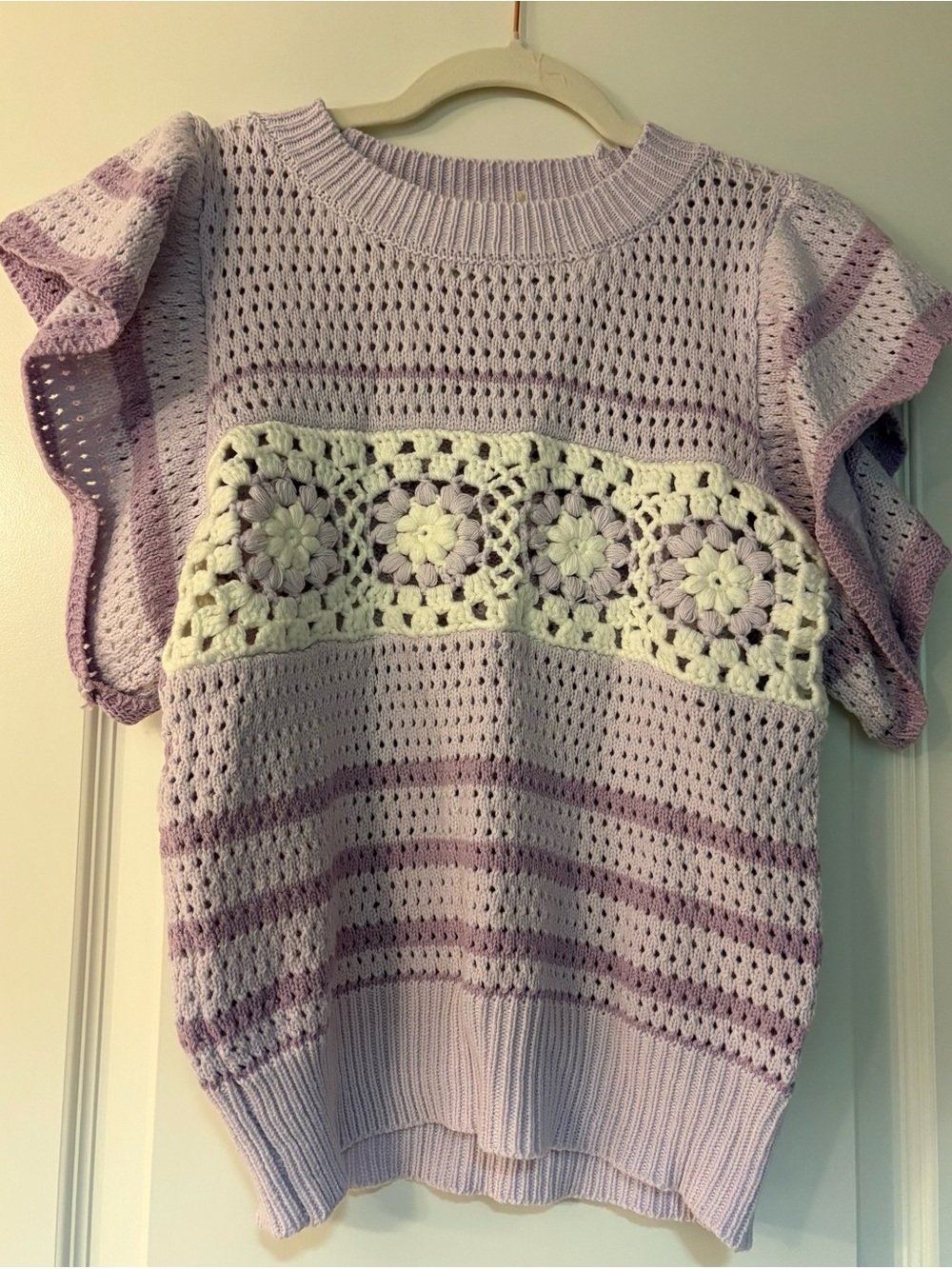 Mystree Lavender Crochet Panel Short Sleeve Crew Sweater